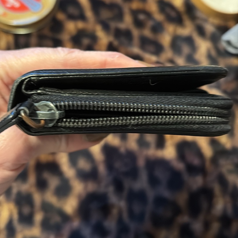Authentic Prada  saffiano zipper wallet - Picture 12 of 15